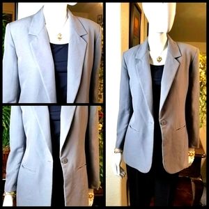 Liz Baker Essentials Grey Blazer size 6 petite